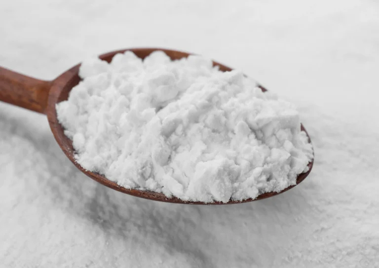 powder on the table with wooden spoon